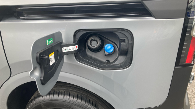 Ford Transit Courier Diesel 1.5 EcoBlue Trend Van - Image 27
